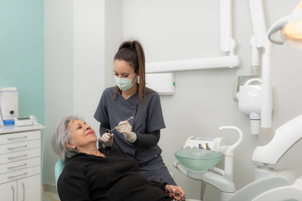 Best Emergency Wisdom Teeth Removal in North Seekonk, MA